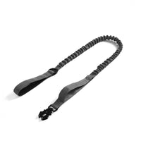Gray Hand Holding Rope / L